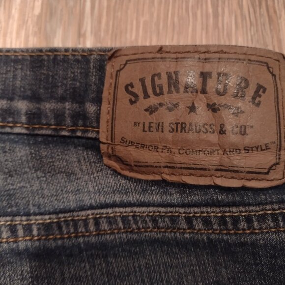 Signature Levi Strauss Navy blue mens skinny jeans size 36x 32 in good condition - Picture 4 of 6